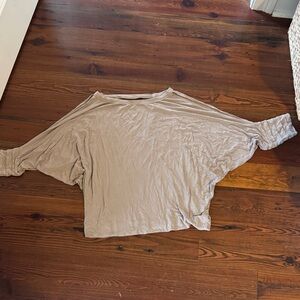 Elegant Beige Women's Sweatshirt